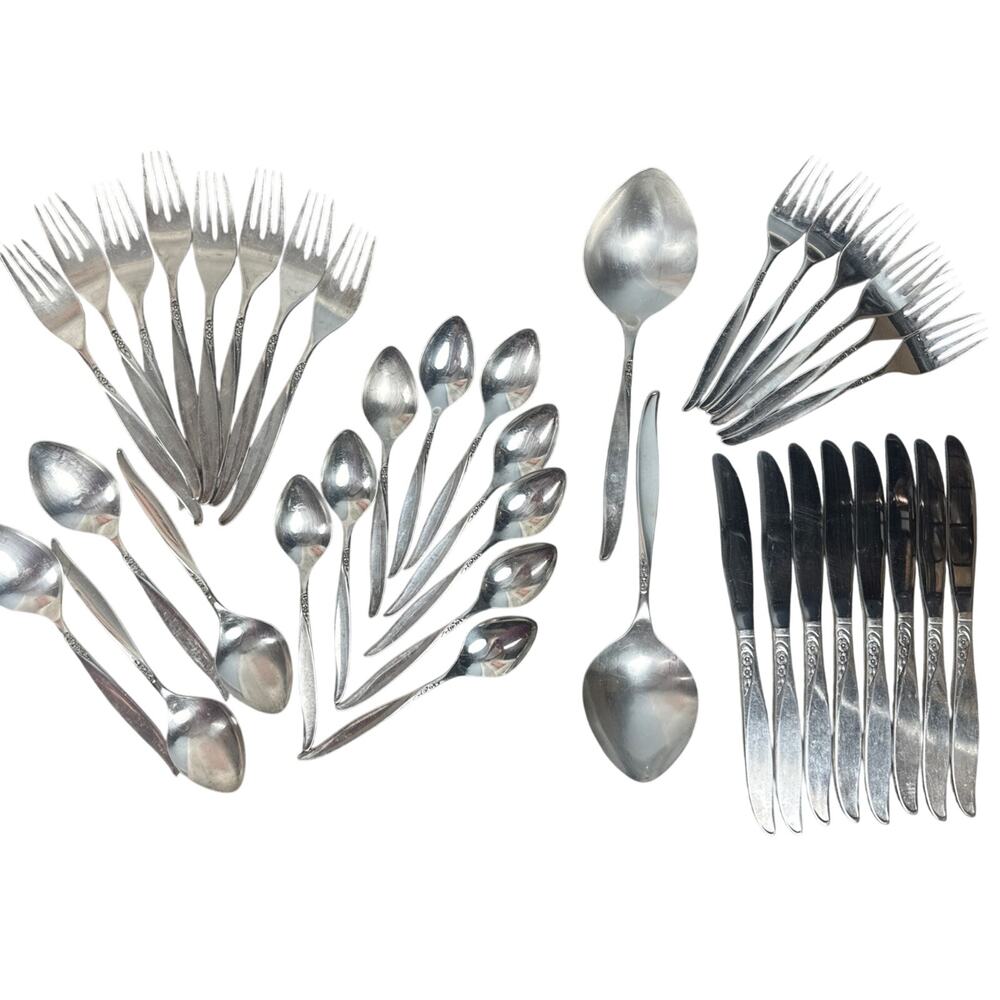 Oneida Community WINSOME Silverplate Flatware 37 Pc Lot MCM‎ 1959 Serving Spoons